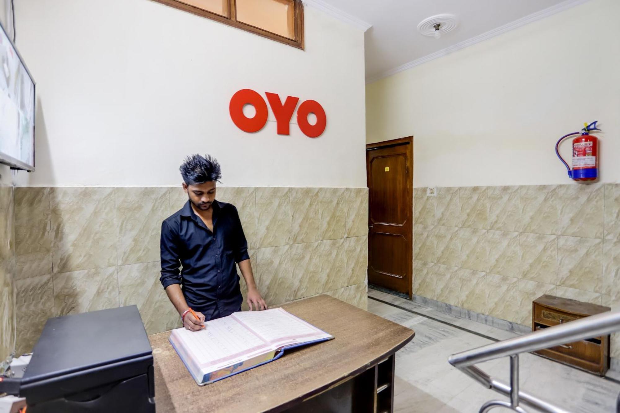 Oyo62014新盖塔尼亚利酒店 勒克瑙 外观 照片